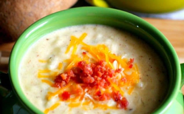 How to Make The Ultimate Slow Cooker Potato Soup