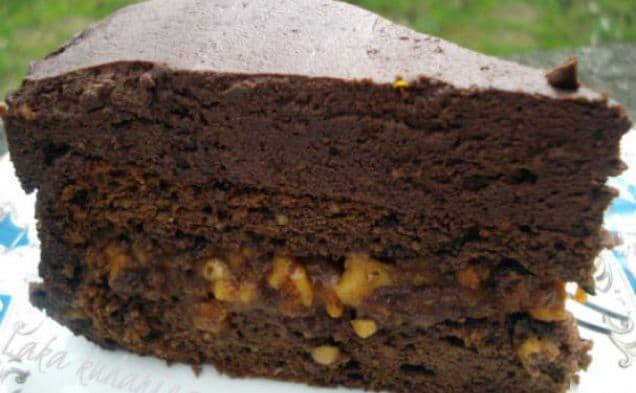 Caramel Peanut Fudge Cake