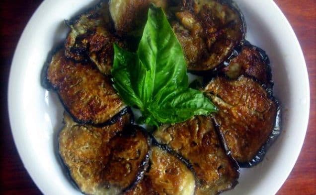 Easy and Addictive Eggplant "Chips