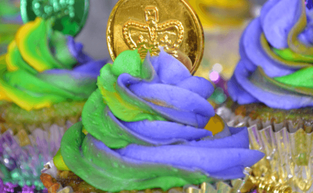 Mardi Gras Cupcakes