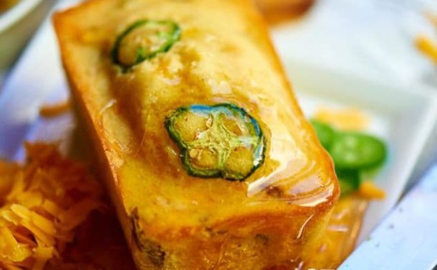 One Bowl Jalapeno Cheddar Cornbread