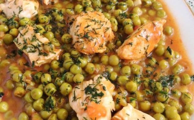 Romanian Pea and Chicken Stew