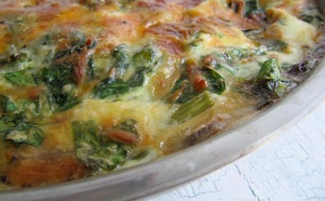 Cheesy Frittata with Spinach, Asparagus and Mushrooms