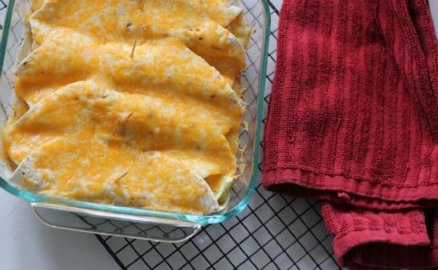 How to Make an Easy Chicken Enchilada