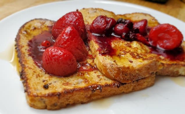 Easy Berry French Toast