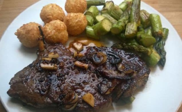 Entrecote Steak with Asparagus