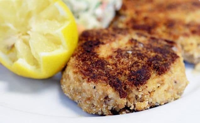 Classic New England Crab Cakes