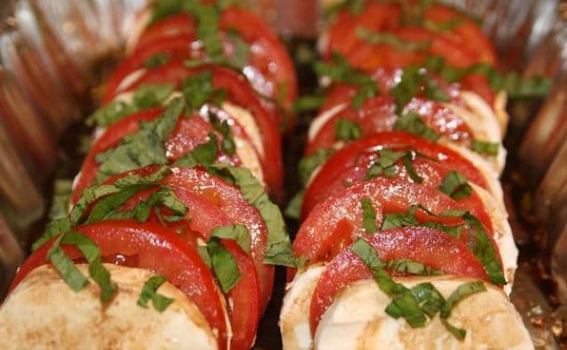 Fresh Tomato Mozzarella Side Salad