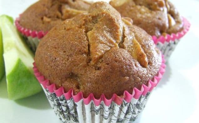 Gluten Free Cinnamon Apple Muffins