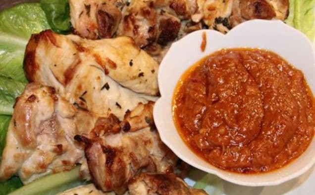 Grilled Chicken with Sateay Sauce