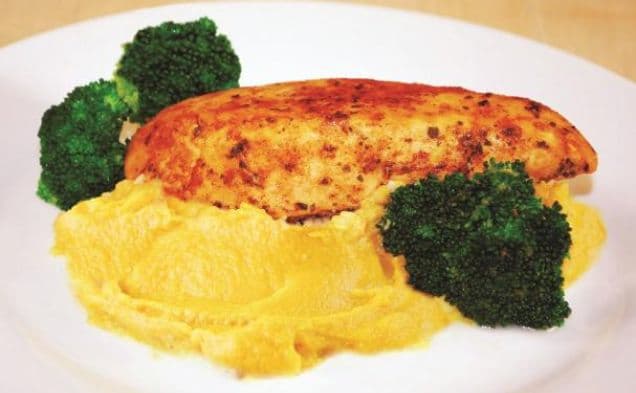 Herb chicken with sweet potato mash and sautéed broccoli