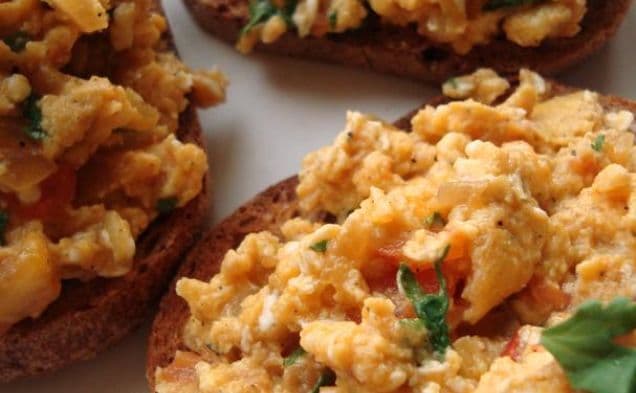 Indian-Style Eggs On Toast