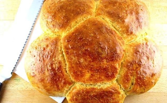 La Fouace Nantaise - A Traditional Rum-Infused Brioche