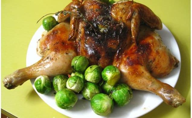 Lemon, Garlic and Thyme Roast Chicken – Quick and Easy Method