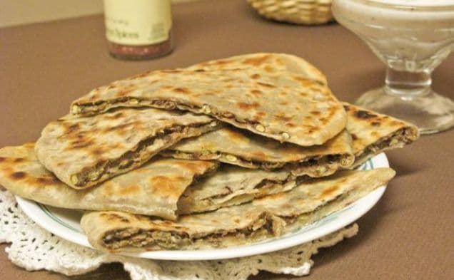 Middle Eastern Stuffed Lentil Zatar Bread