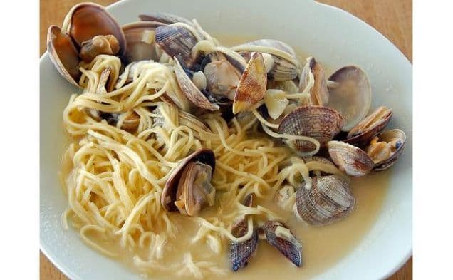 Oyster or Clam Spaghetti