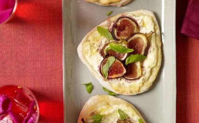 Paneer & Fig Pizza