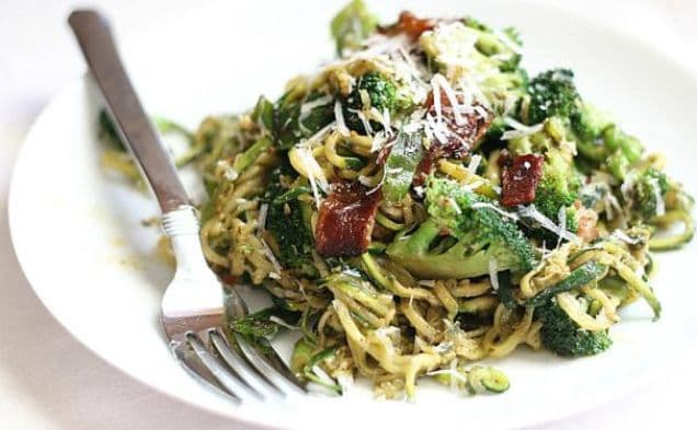 Pesto Zucchini "Spaghetti