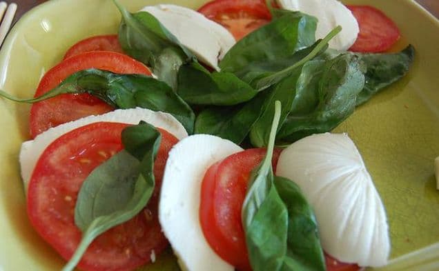 Quick and Easy Caprese Salad