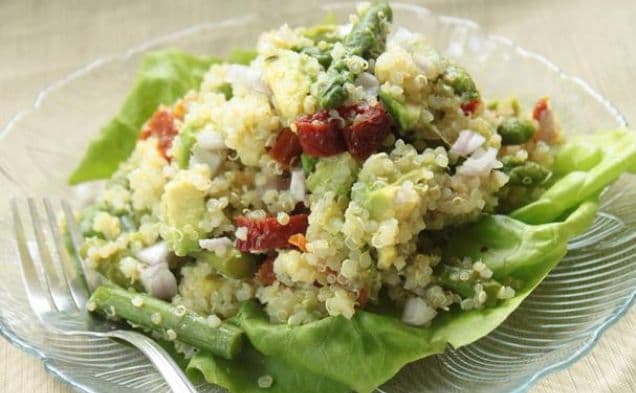 Quinoa Salad With Avocado, Asparagus and Sun Dried Tomatoes