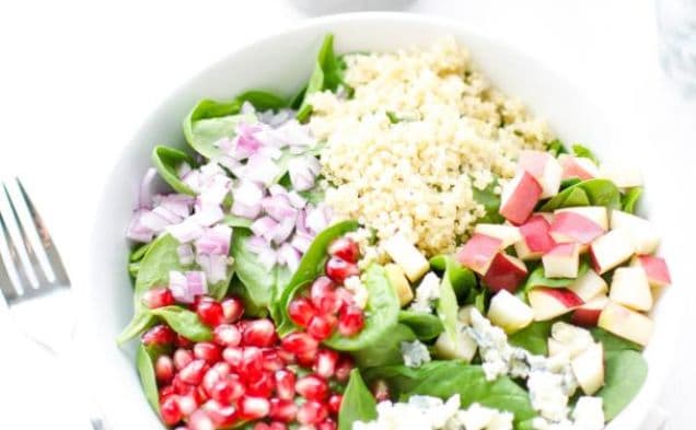 QUINOA, POMEGRANATE AND SPINACH SALAD