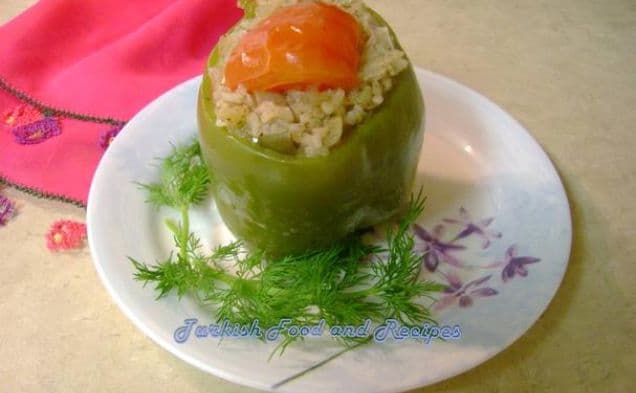 Rice Stuffed Bell Peppers (Zeytinyagli Biber Dolmasi)