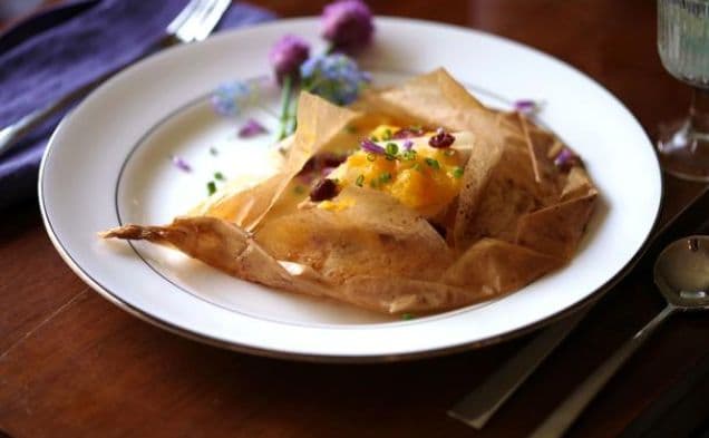 Salmon En Papillote With Mangos and Orange Suprêmes