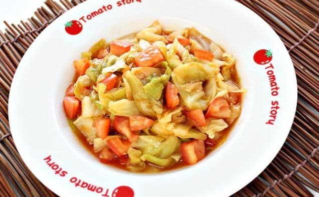 Stir Fried Cabbage and Tomatoes