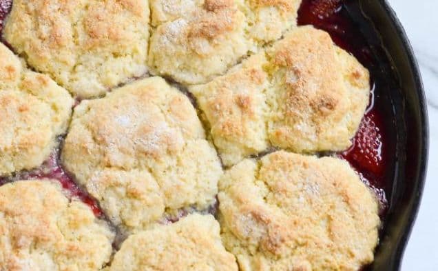 Strawberry-Raspberry Cobbler