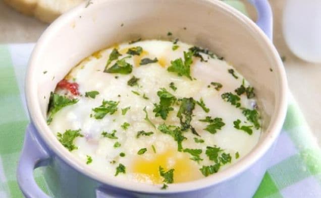 Sun Dried Tomato and Herb Baked Eggs