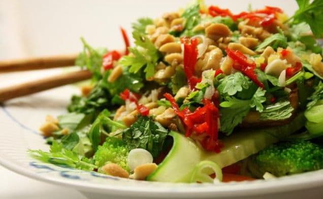 Vietnamese Noodle Salad With Tofu