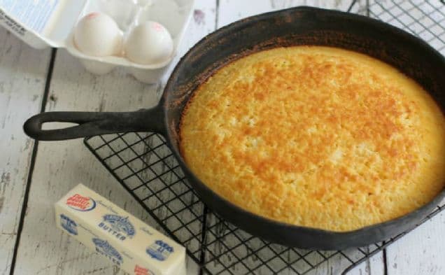 How to Make a Skillet Cornbread
