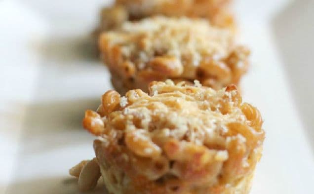 Homemade Macaroni and Cheese Muffin Cups